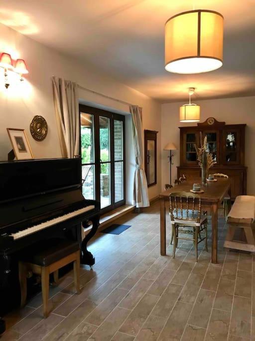 Les Ecuries De Lesse Villa Libin ภายนอก รูปภาพ